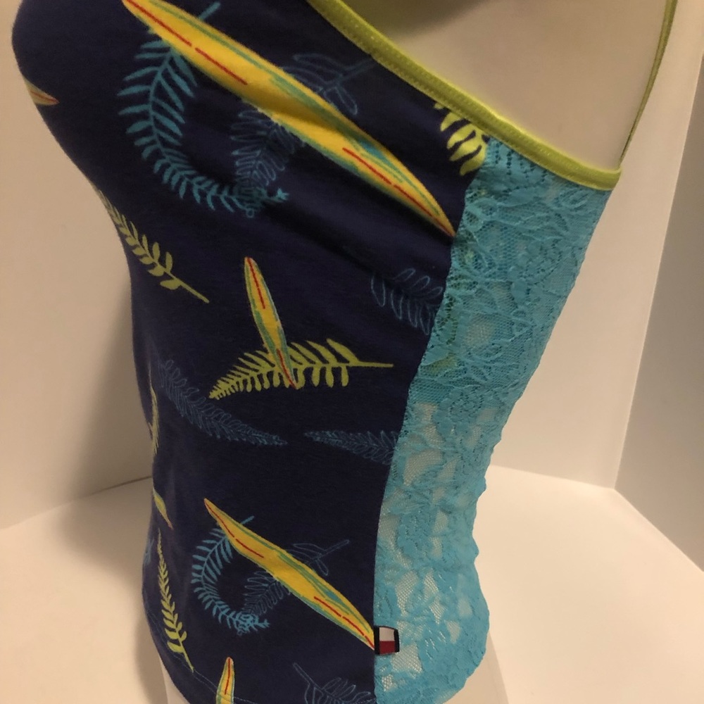 Tommy Hilfiger tank size small